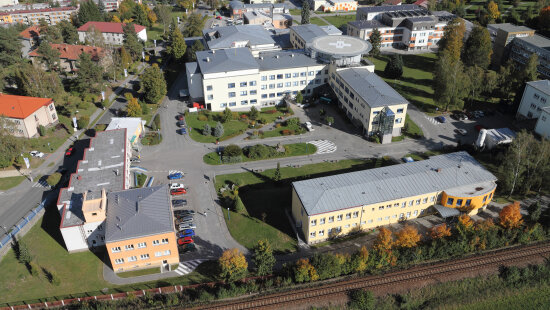 Novoměstská nemocnice posiluje spolupráci s MOÚ